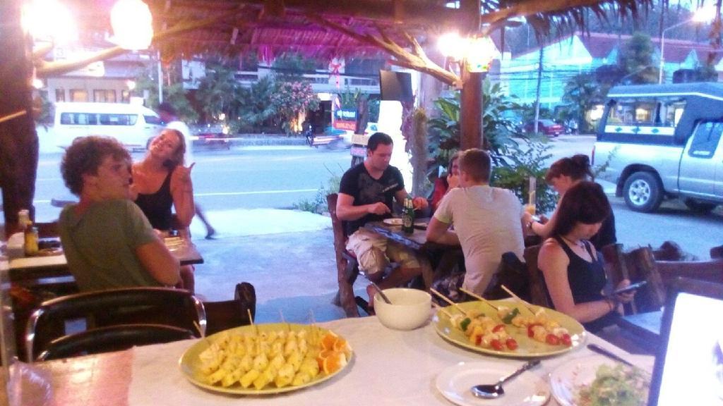Green Leaf Guesthouse Krabi Exterior photo